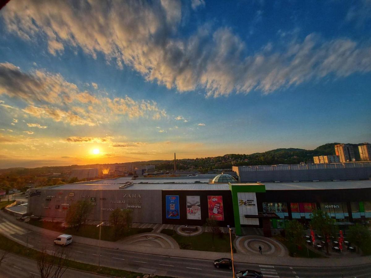 University Hotel Dorrah Tuzla Exterior foto
